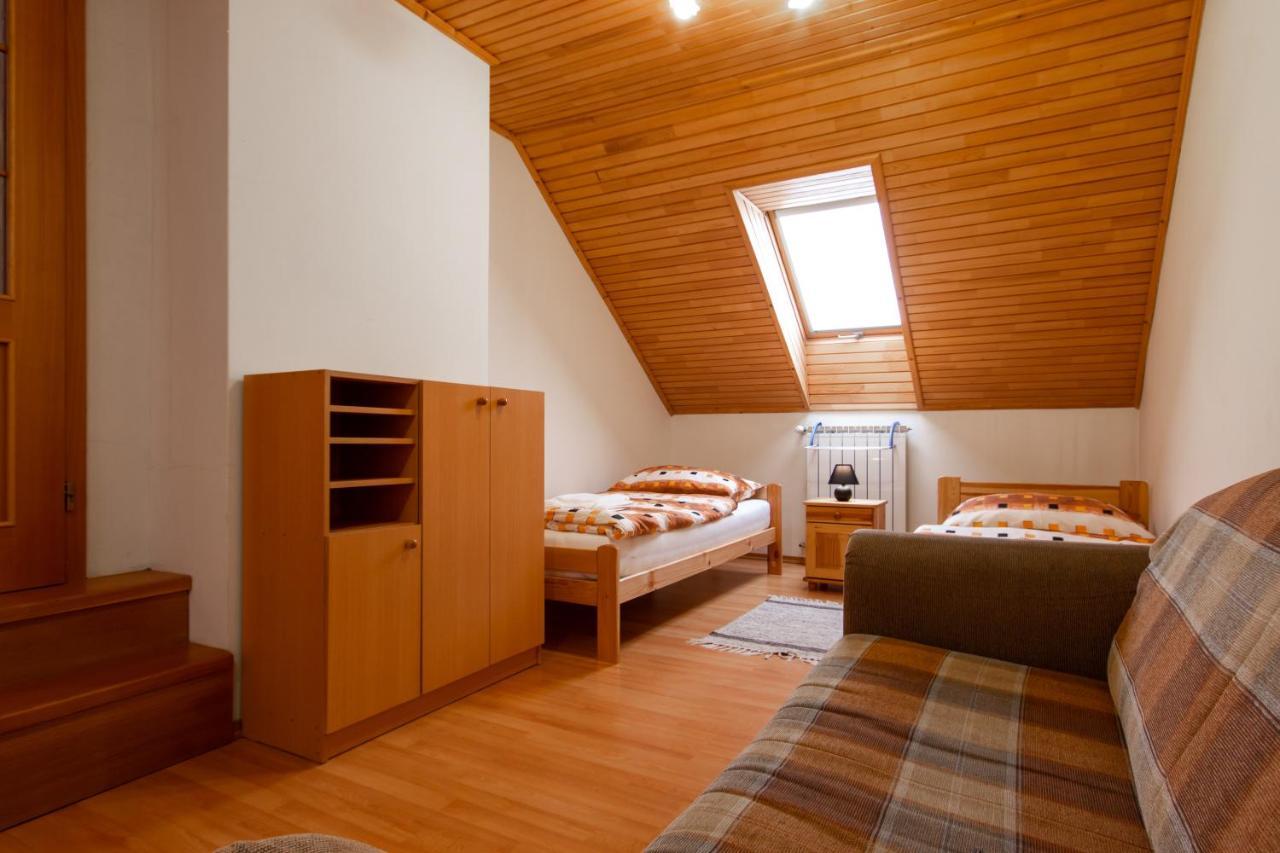 Wow Liptov Holiday House ลิฟตอฟสกีมิคูลาช ภายนอก รูปภาพ